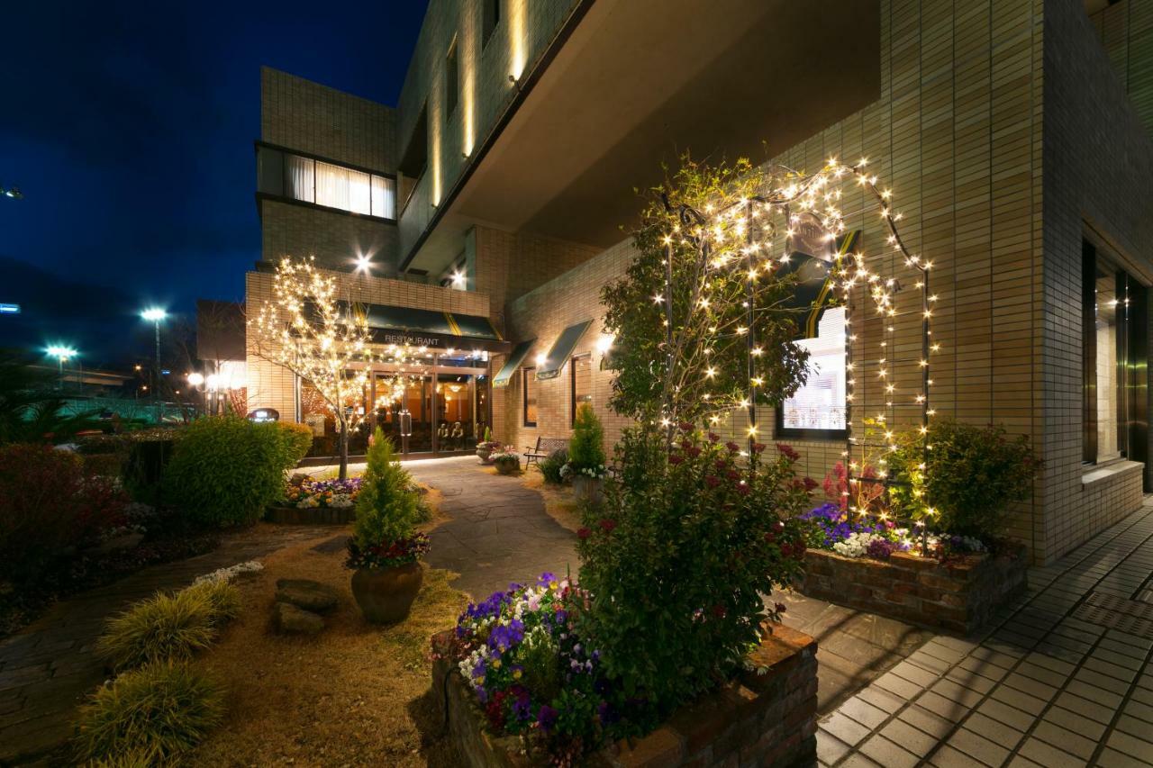Chres Hotel Kōchi Buitenkant foto